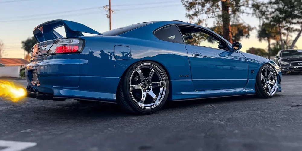 Blue Silvia S15 shooting flames